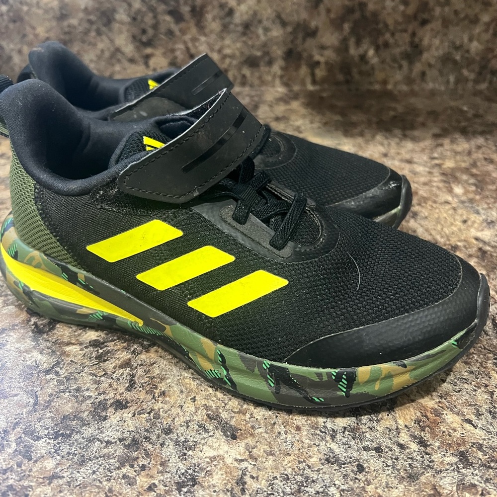 Black, camo, and neon green adidas boys size 2